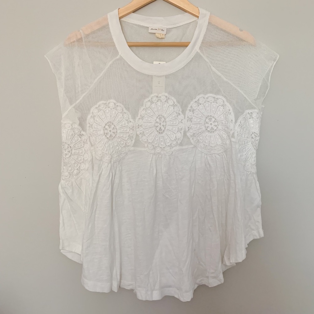 Anthropologie Meadow Rue new with tags white embroidered flounce top